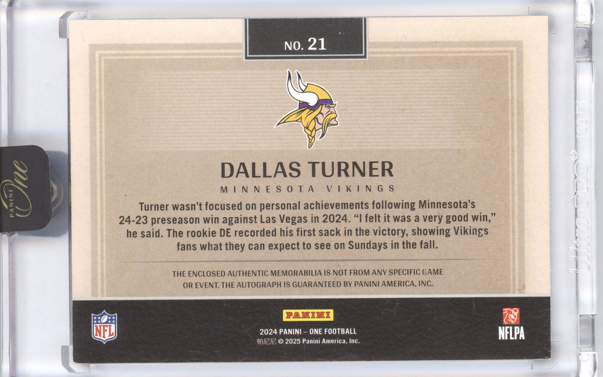 2024 Panini One Patch Autograph Dallas Turner #21 Patch 096/199 RC Memorabilia