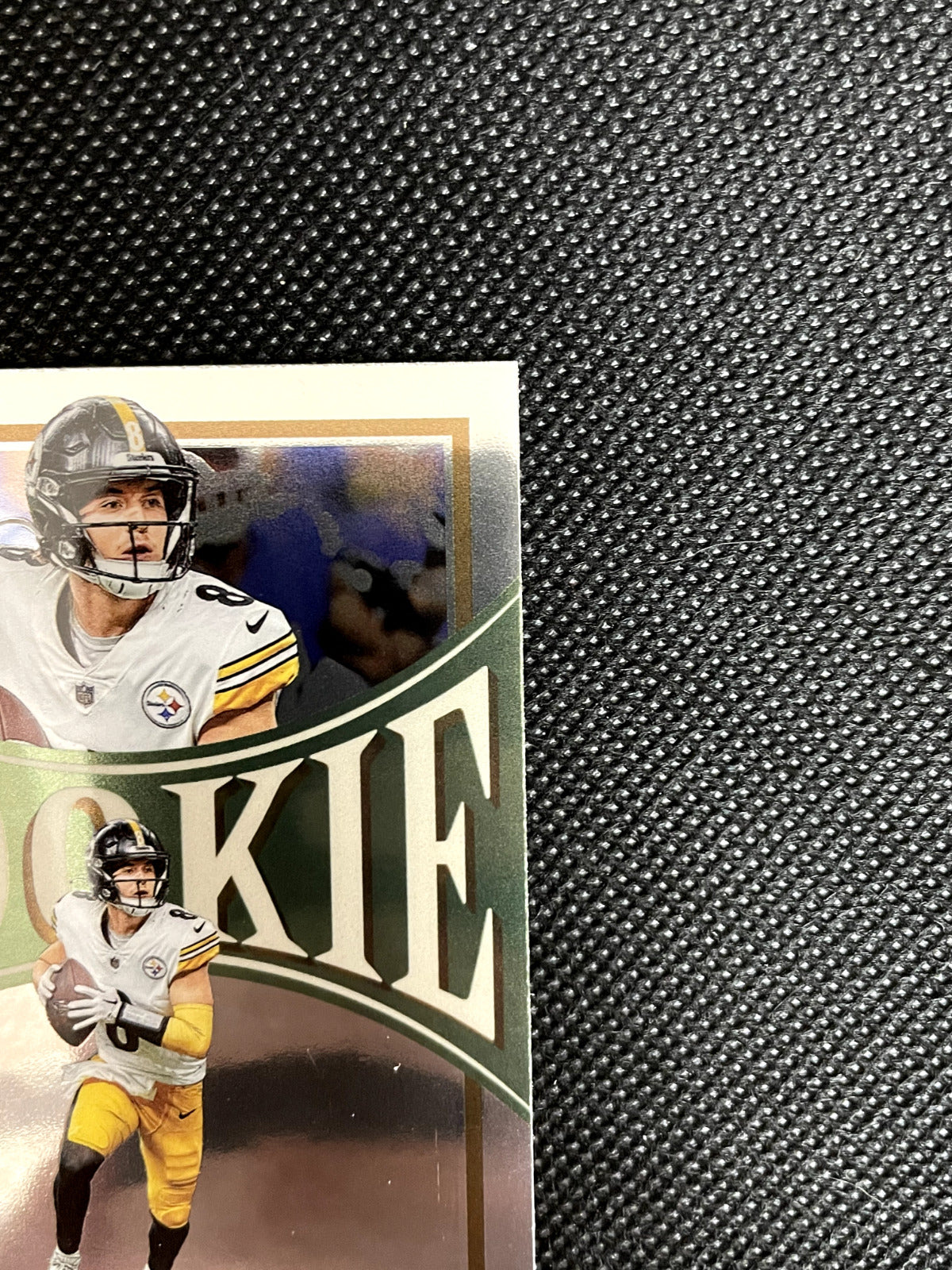 2022 Kenny Pickett Panini Chronicles Legacy Rookie