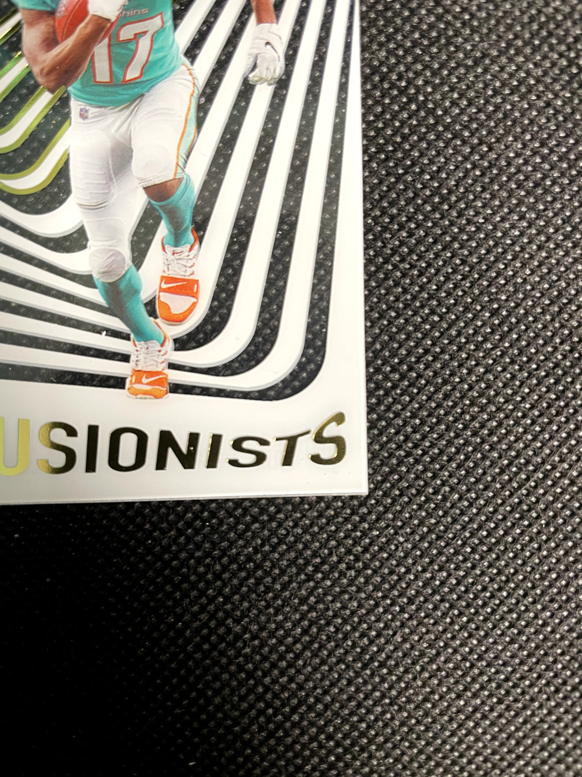 2021 Jaylen Waddle Panini Illusions Illusionists Dolphins