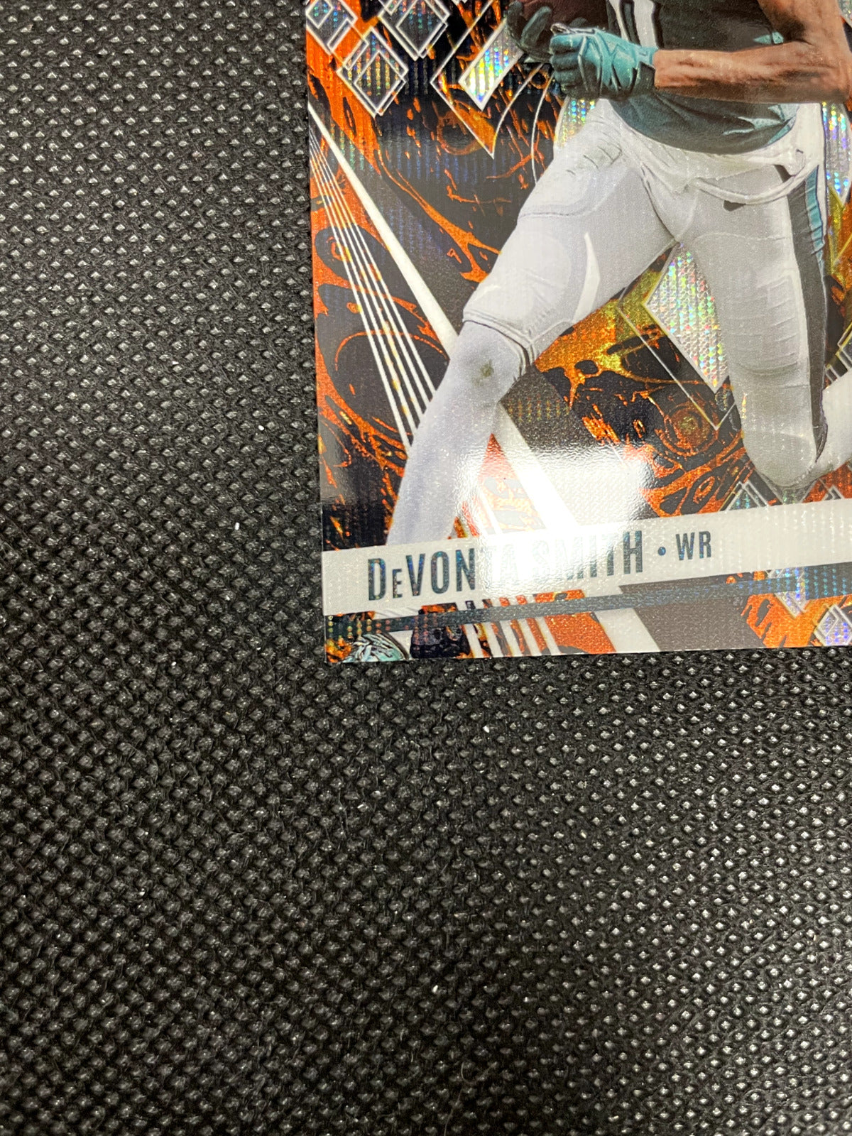 2023 Panini Phoenix DeVonta Smith LAVA 043/150 Philadelphia Eagles