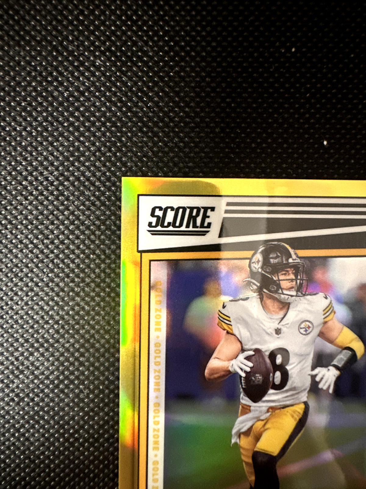 2022 Panini Chronicles Score Gold 26/50 Kenny Pickett Rookie