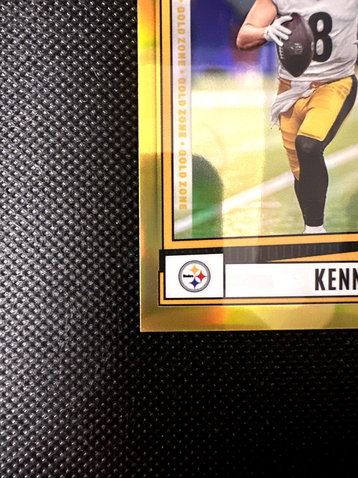 2022 Panini Chronicles Score Gold 26/50 Kenny Pickett Rookie