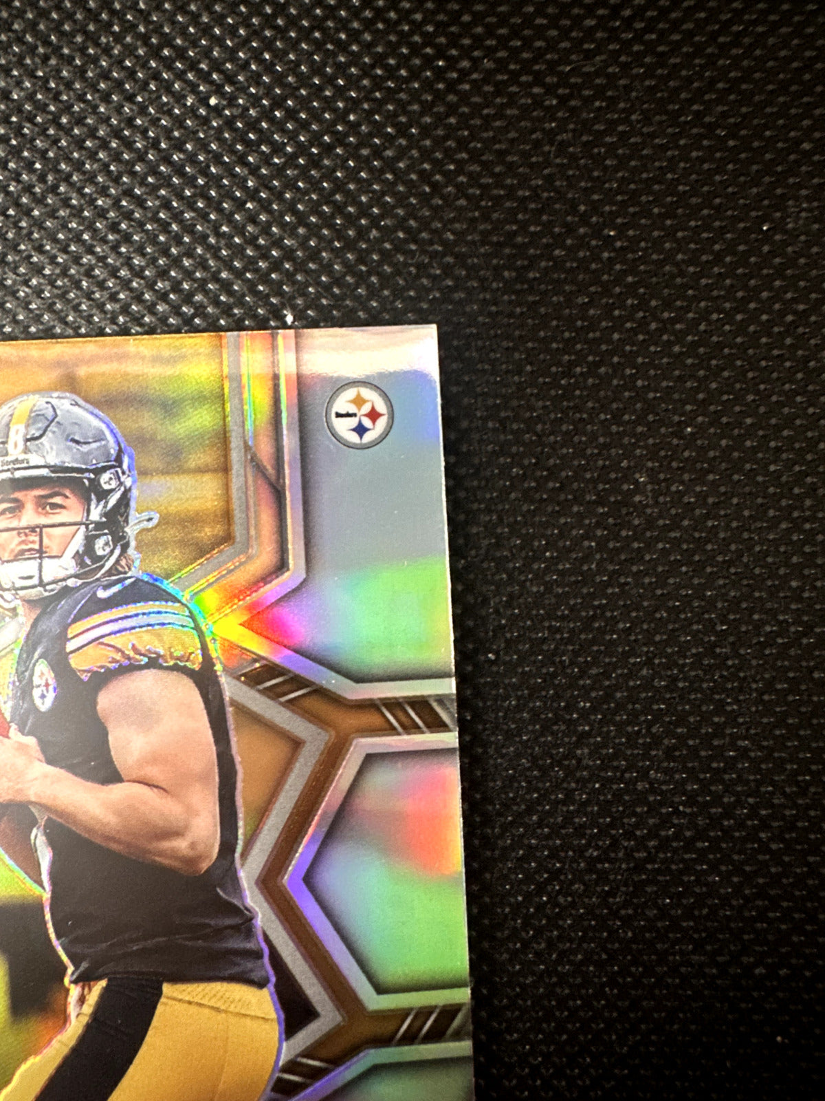 2022 Kenny Pickett Panini Mosaic Silver Rookie Variation
