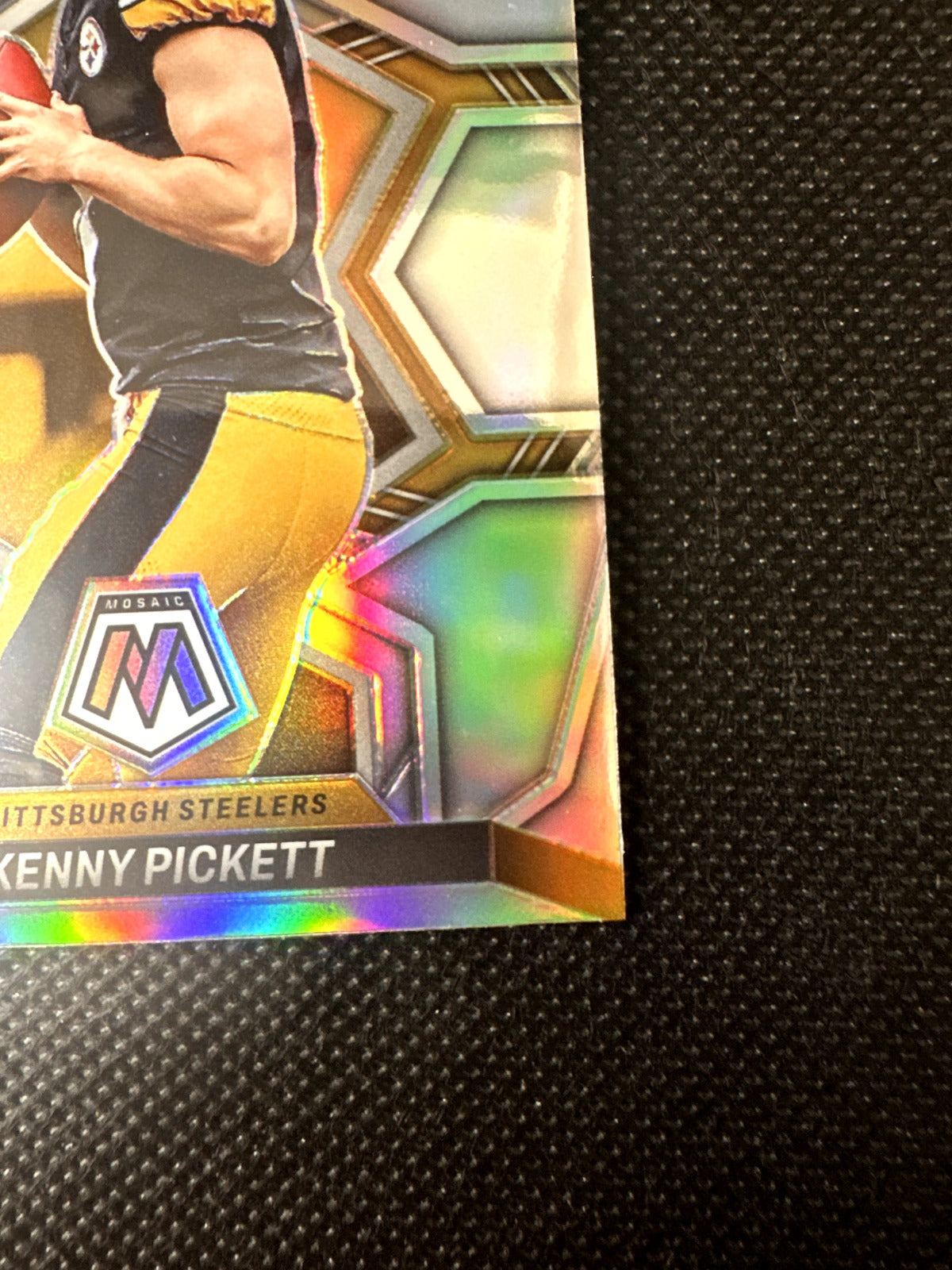 2022 Kenny Pickett Panini Mosaic Silver Rookie Variation