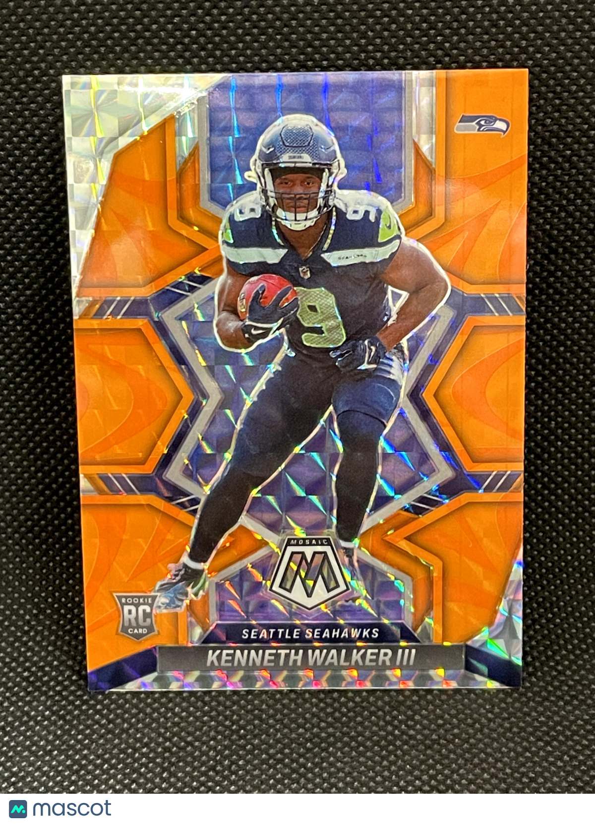 Kenneth Walker III 2022 Panini Mosaic Orange Reactive Prizm Rookie