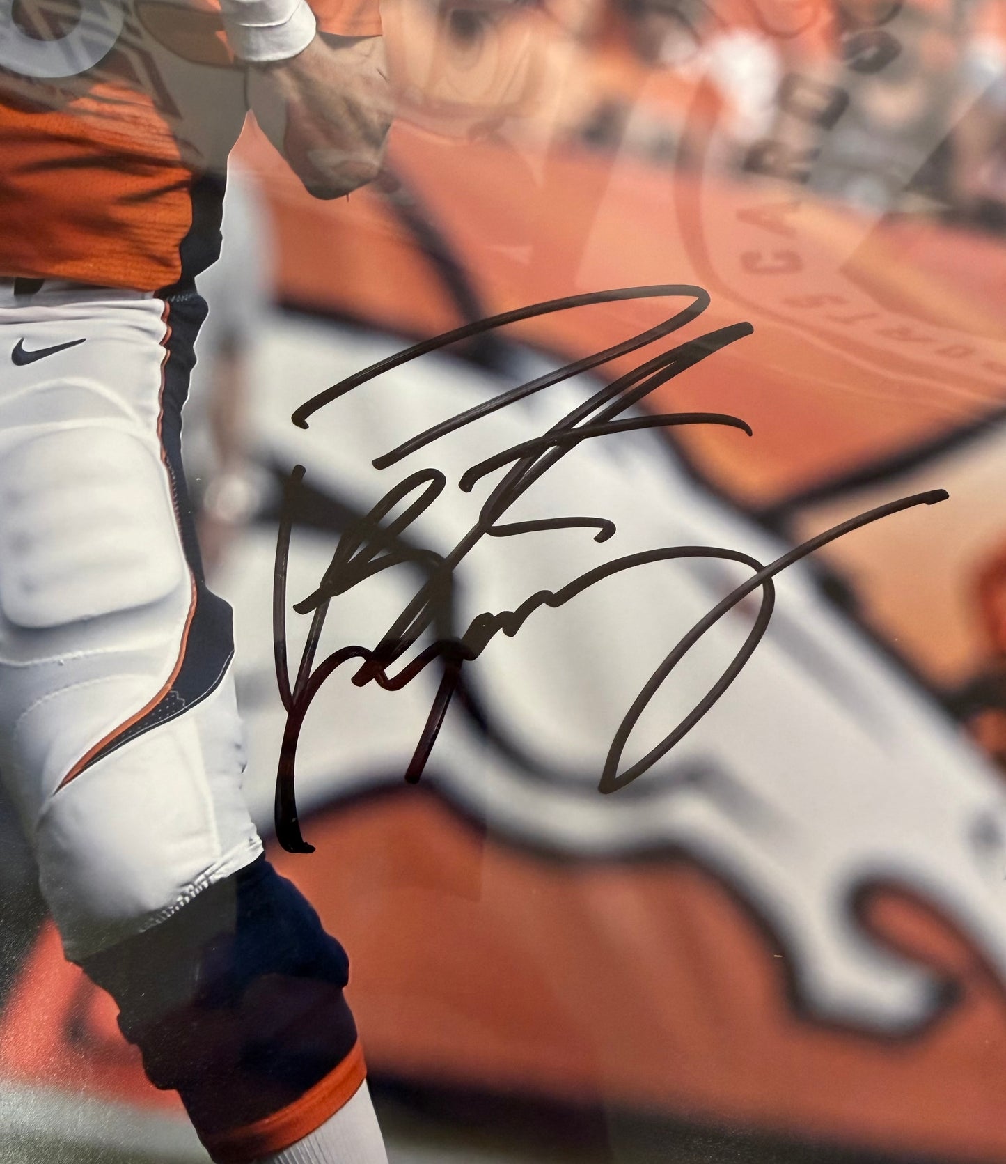 Peyton Manning Denver Broncos Autographed 16x20 Photo (Fanatics Certified)