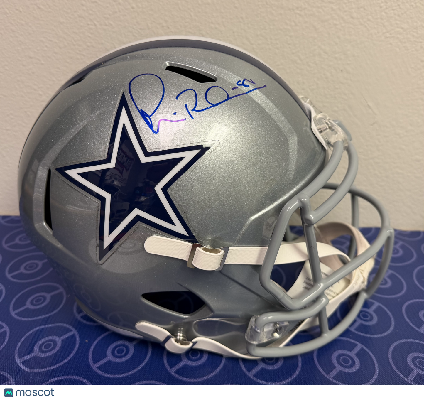 Michael Irvin Dallas Cowboys Signed Football Helmet (Beckett Authenticated)