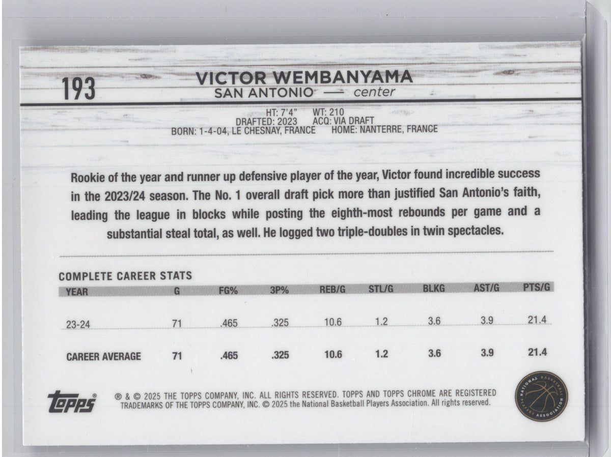 2025 Topps Chrome Victor Wembanyama #193 Topps Logo Green