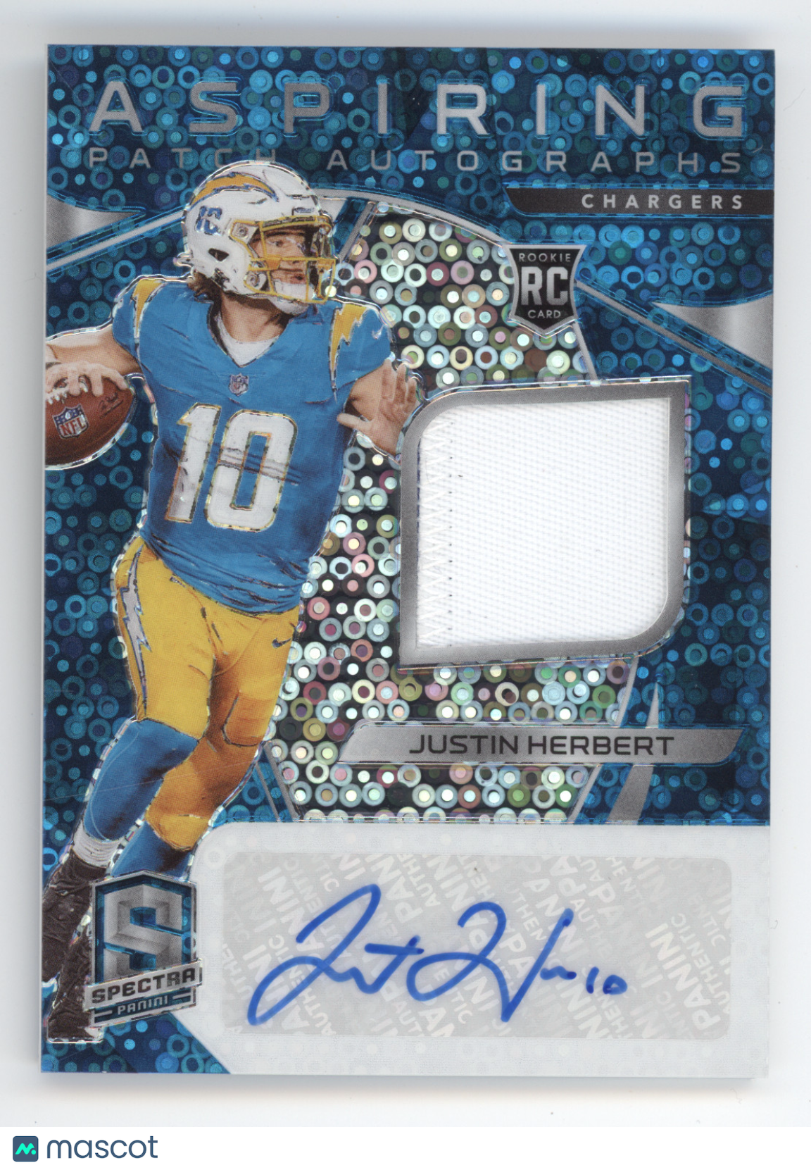 2020 Panini Spectra Aspiring Patch Autograph Justin Herbert #2 Neon Blue 02/25
