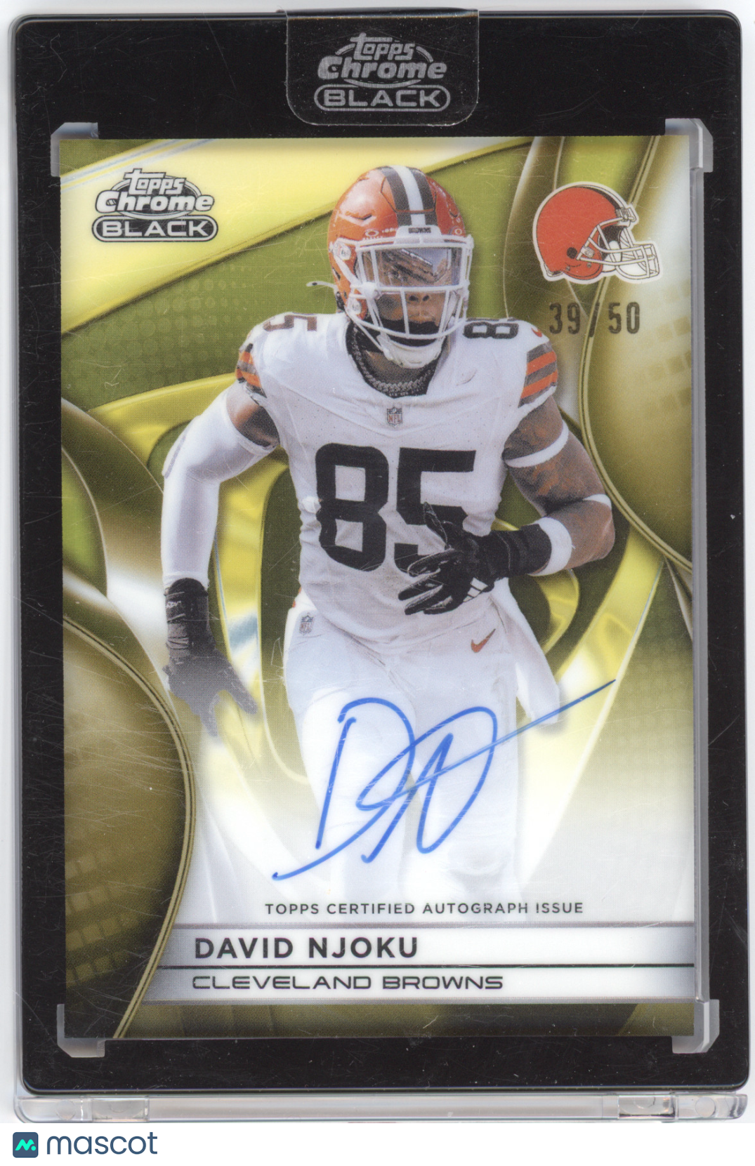 2025 Topps Chrome Black Autograph David Njoku Gold 39/50