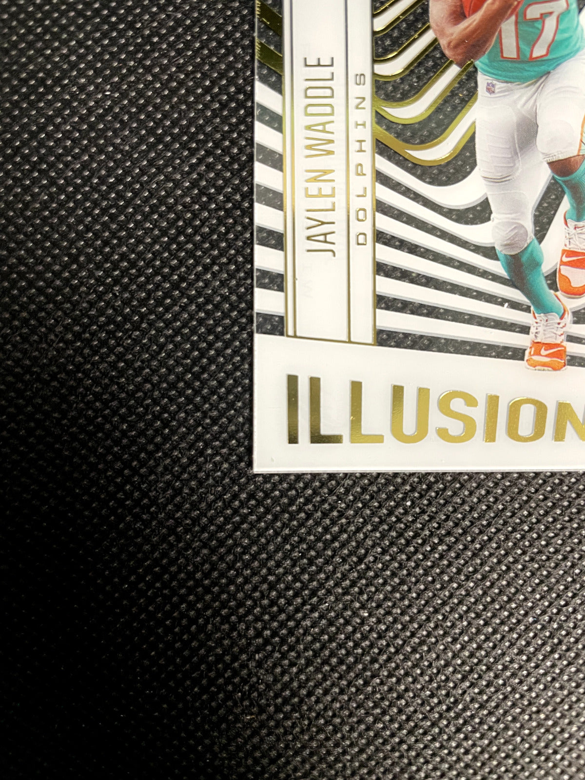 2021 Jaylen Waddle Panini Illusions Illusionists Dolphins