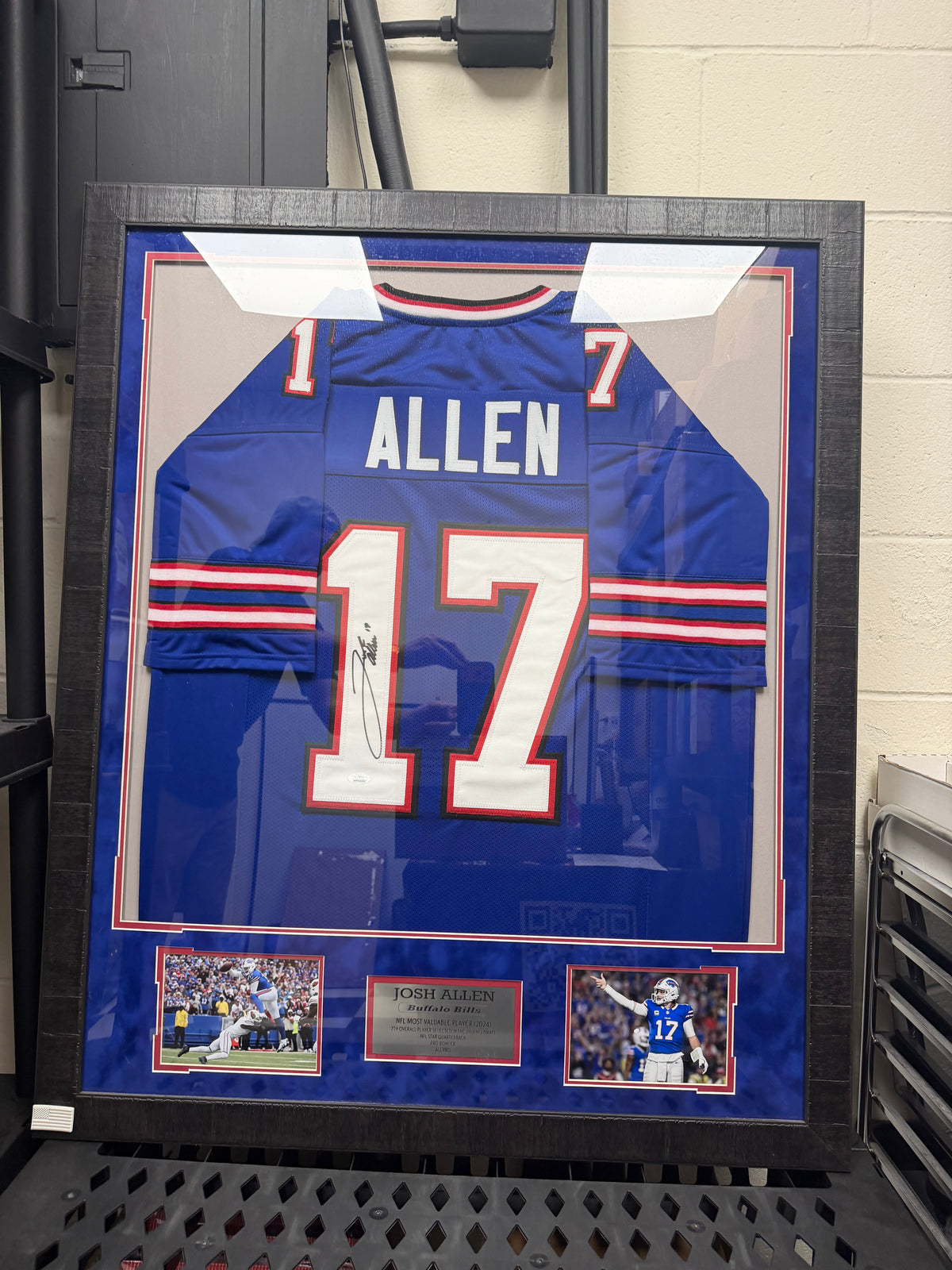 Josh Allen Buffalo Bills Signed Framed Jersey (JSA Authenticated)