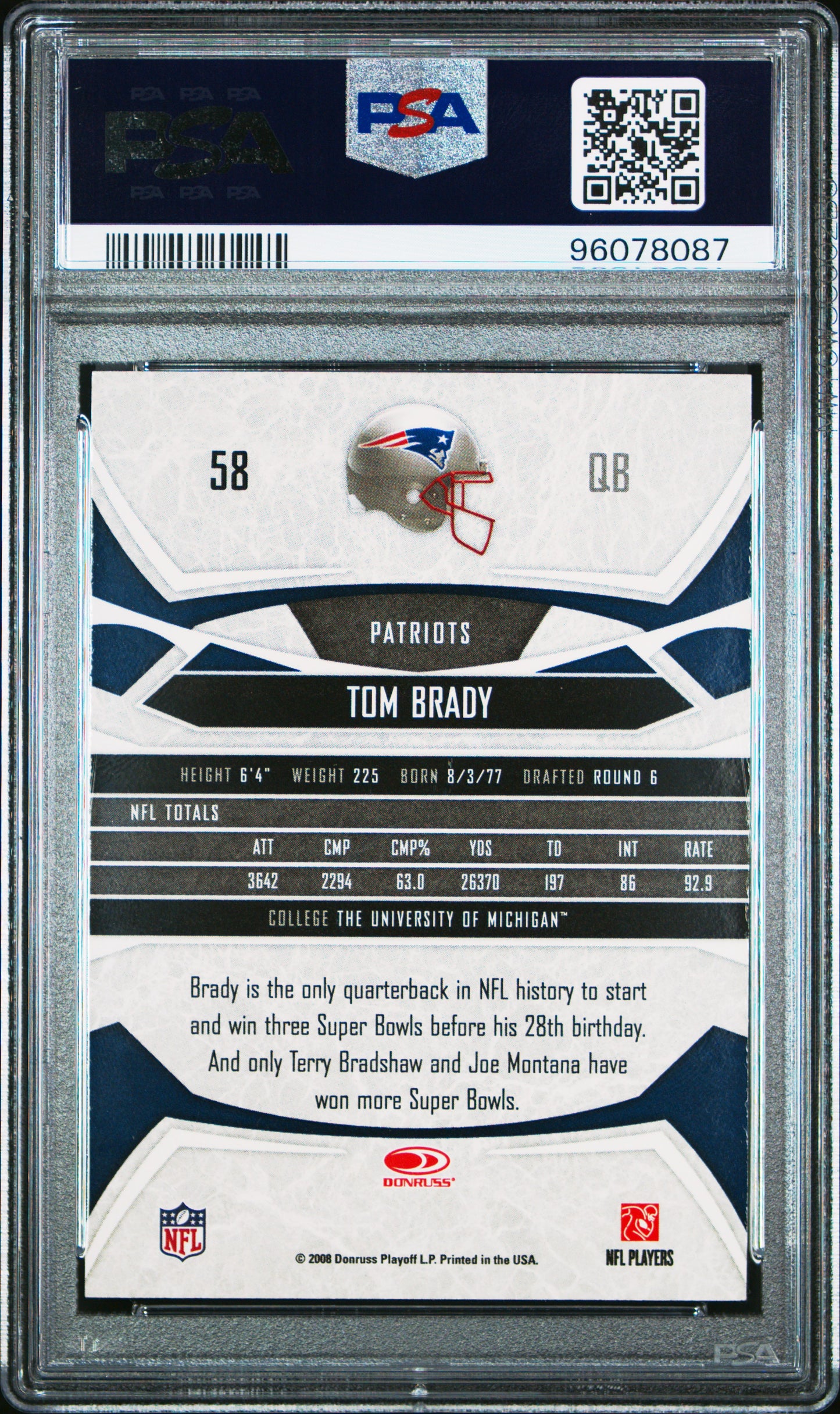 2008 Donruss Gridiron Gear Tom Brady #58 PSA 8