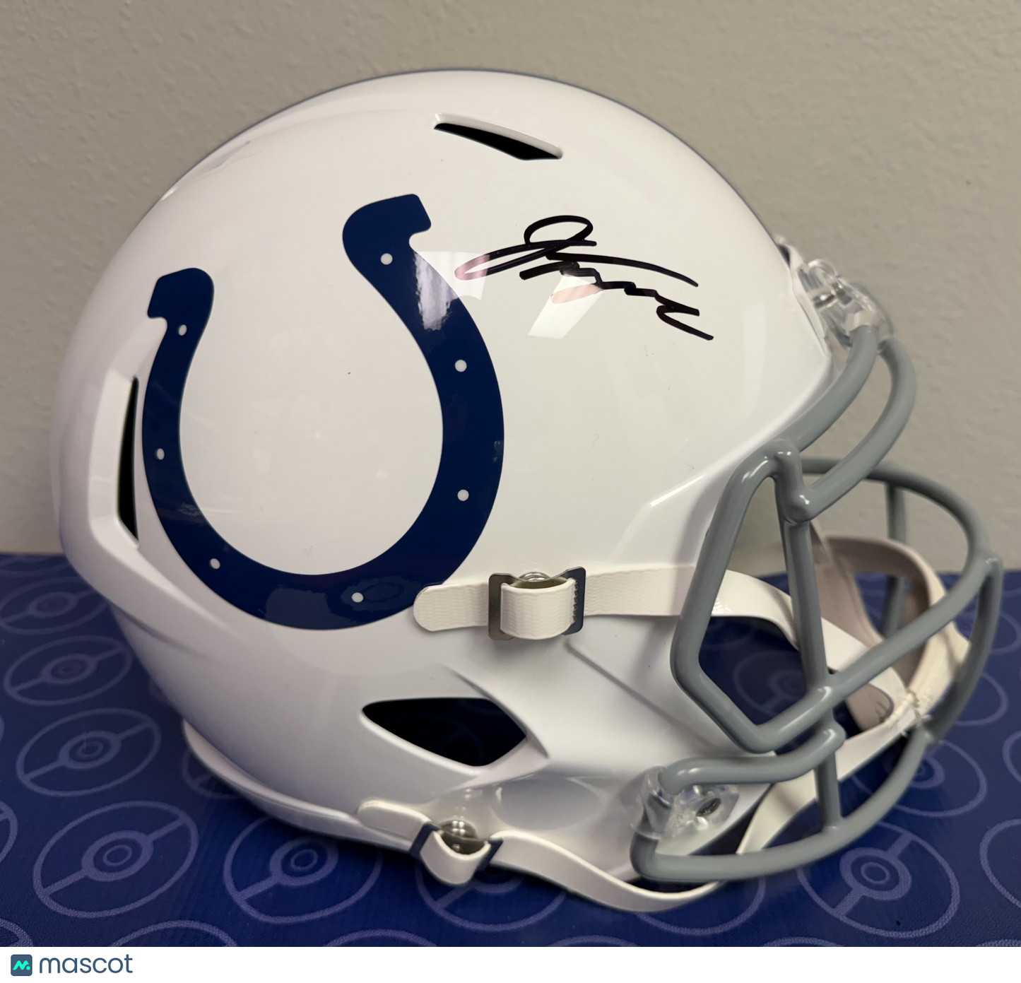 Jonathan Taylor Indianapolis Colts Signed Football Helmet- Beckett Authenticated